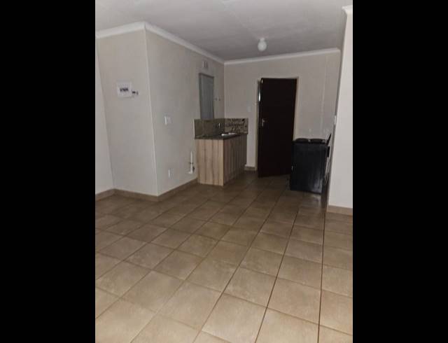 2 BEDROOM HOUSE FOR SALE IN SKY CITY